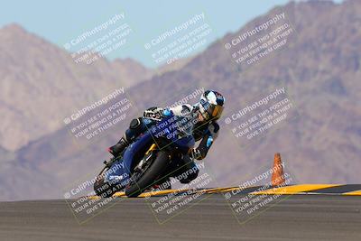 media/Oct-09-2022-SoCal Trackdays (Sun) [[95640aeeb6]]/Turn 9 (1pm)/